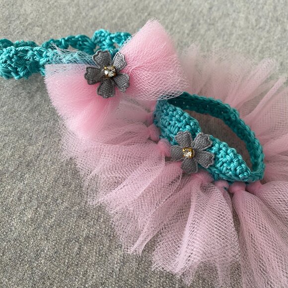 Handmade Crochet Blue Pink Sweetheart Neckline Tutu for 17cm Doll 2-Piece Set - Picture 6 of 6